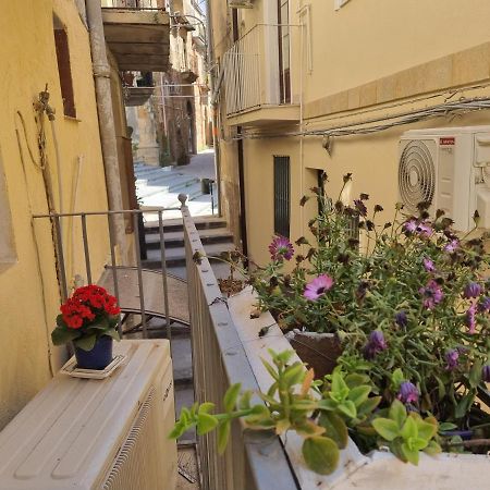La Scalinata Home Apartment カルタジローネ エクステリア 写真