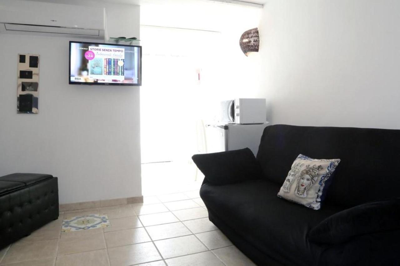 La Scalinata Home Apartment カルタジローネ エクステリア 写真
