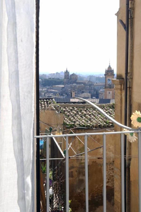 La Scalinata Home Apartment カルタジローネ エクステリア 写真